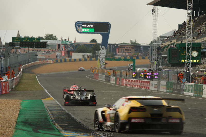 Illustration for article titled Le Mans 24hrs Photo Extravaganza